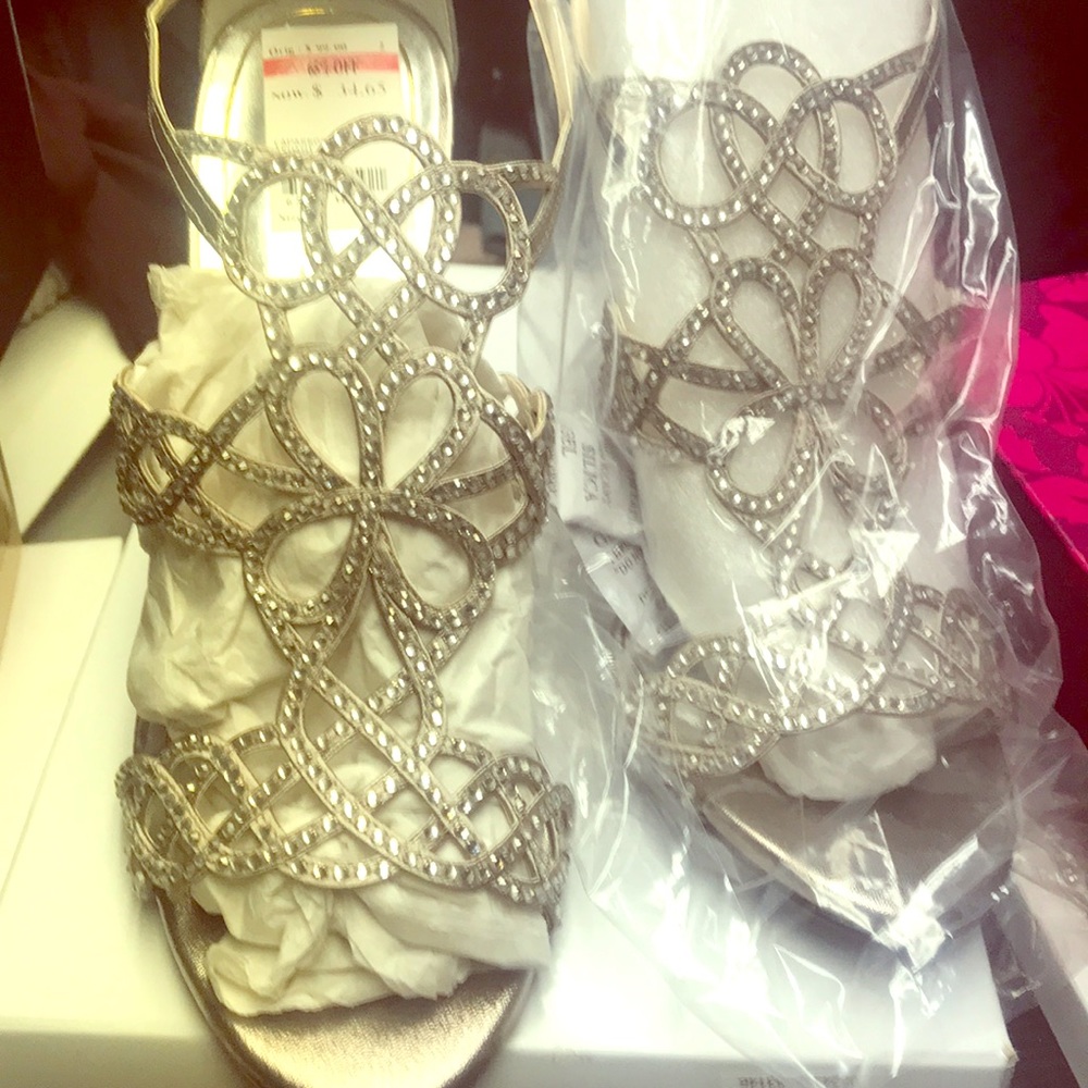Evening shoes